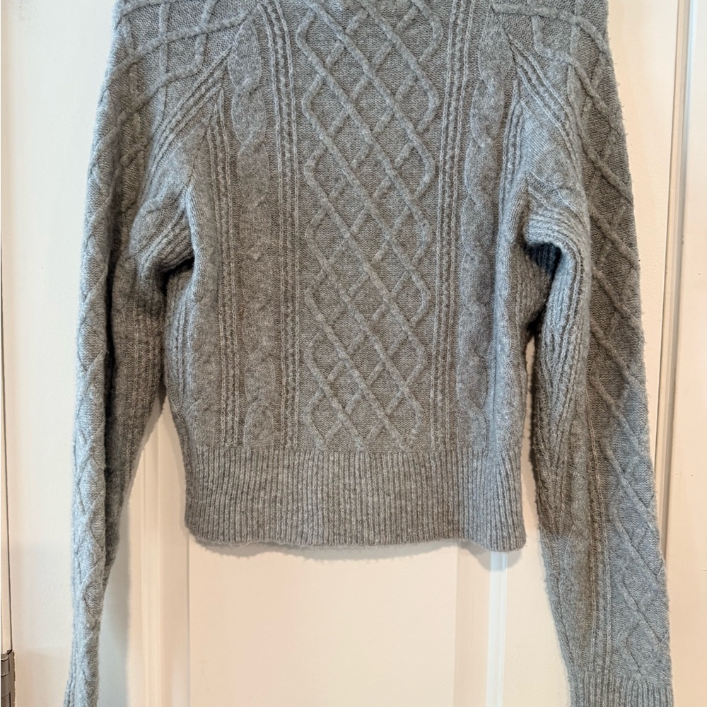 Universal Thread Gray Cable Knit Cardigan XS Gold Buttons - Picture 6 of 6